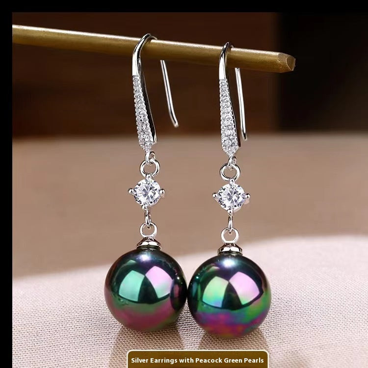 Pearl drop earrings