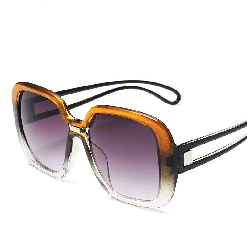 Large frame sunglasses with gradient sunglasses