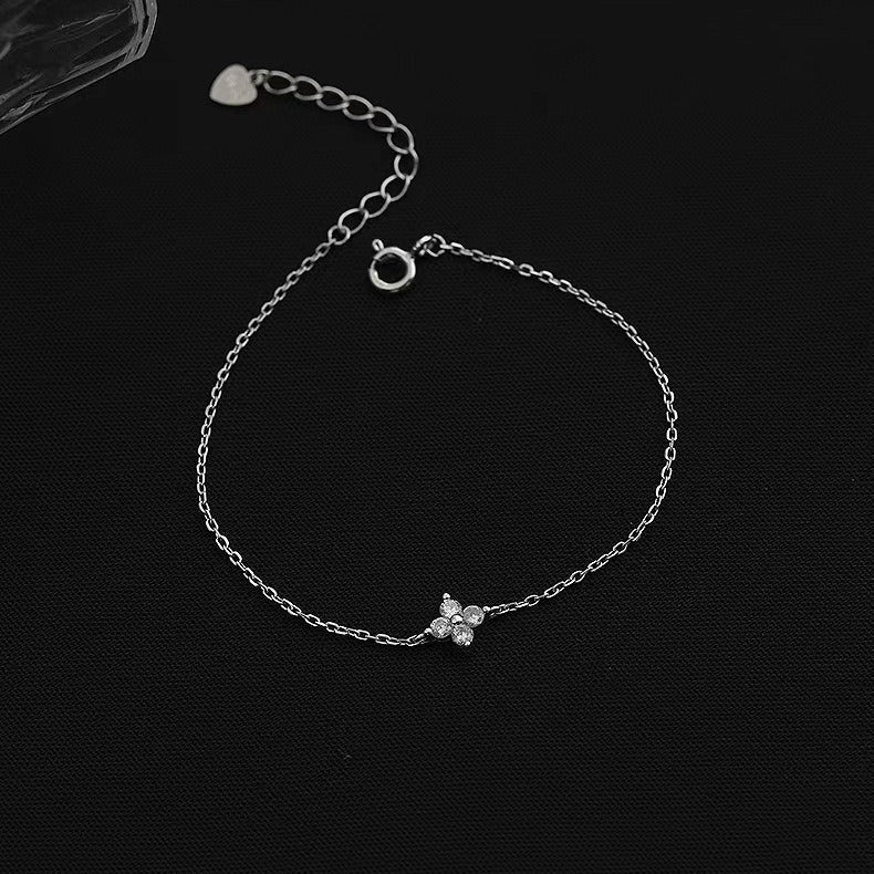 Diamond Four-leaf Clover Bracelet