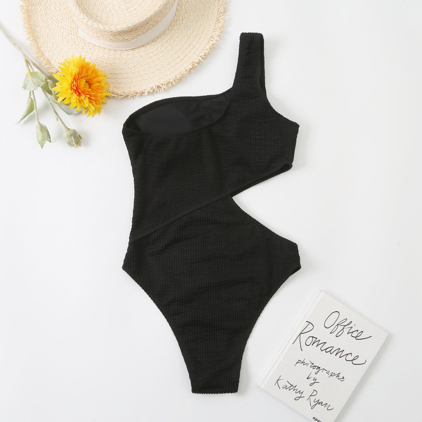 Shoulder side cut out swimsuit